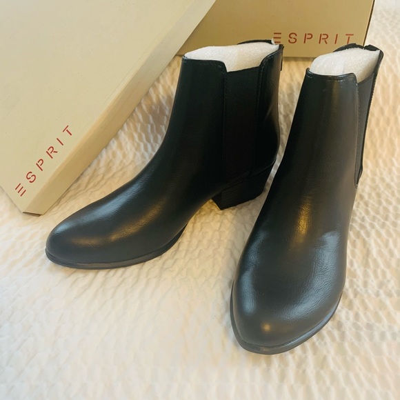 Easy Spirit Boots - Brand New in Box - Picture 4 of 5